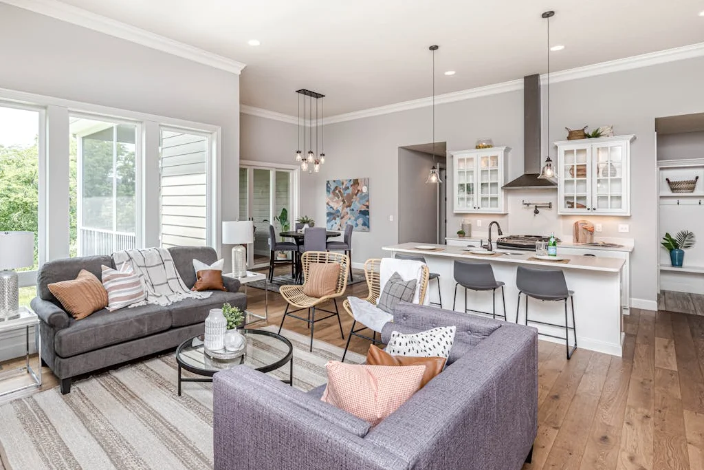 Rental & Leasing Services